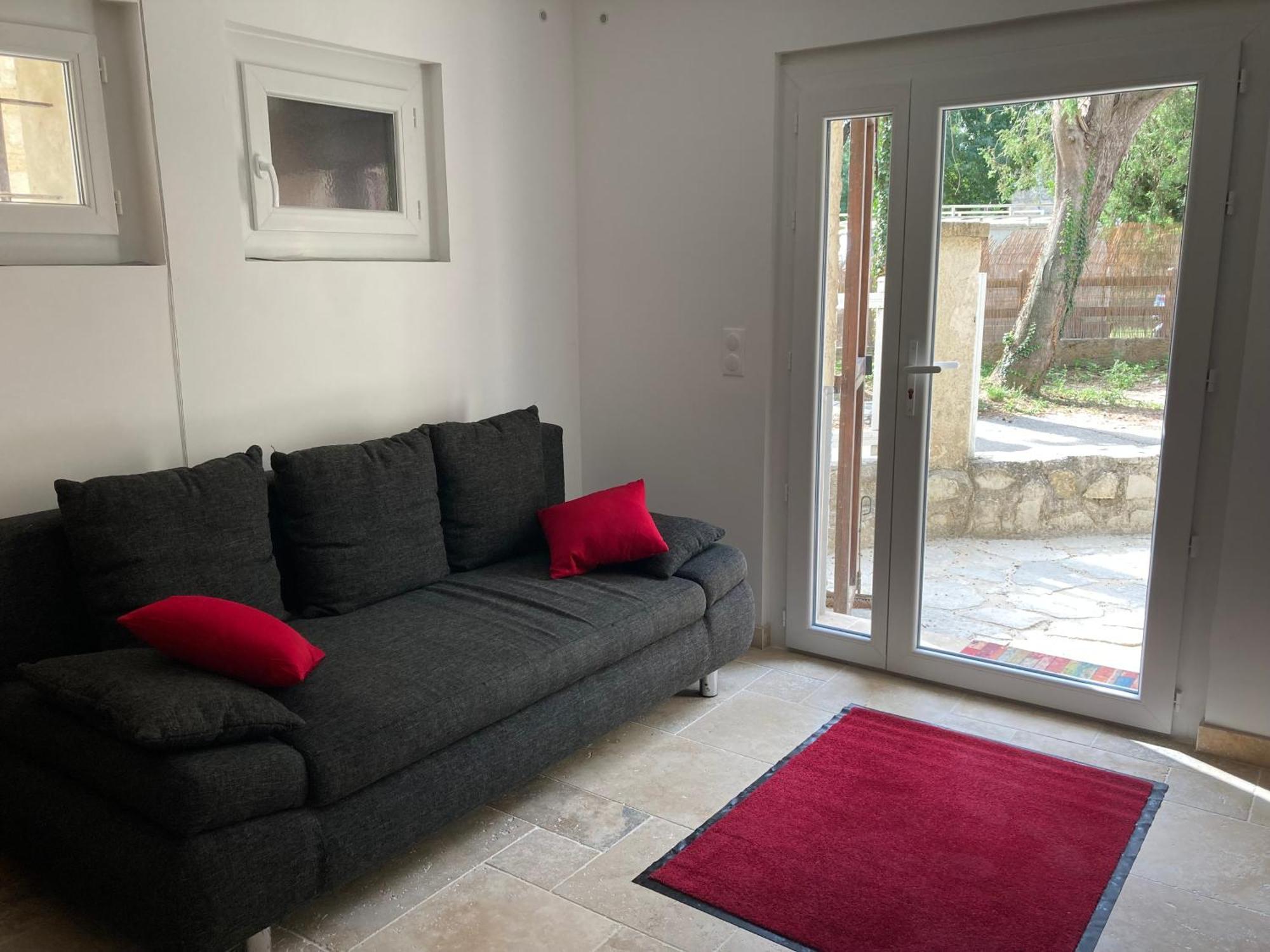 Le Studio D Aurelie Avec Spa Ete En Pleine Campagne Et Proche De Toute Commodite Roquemaure  Zewnętrze zdjęcie